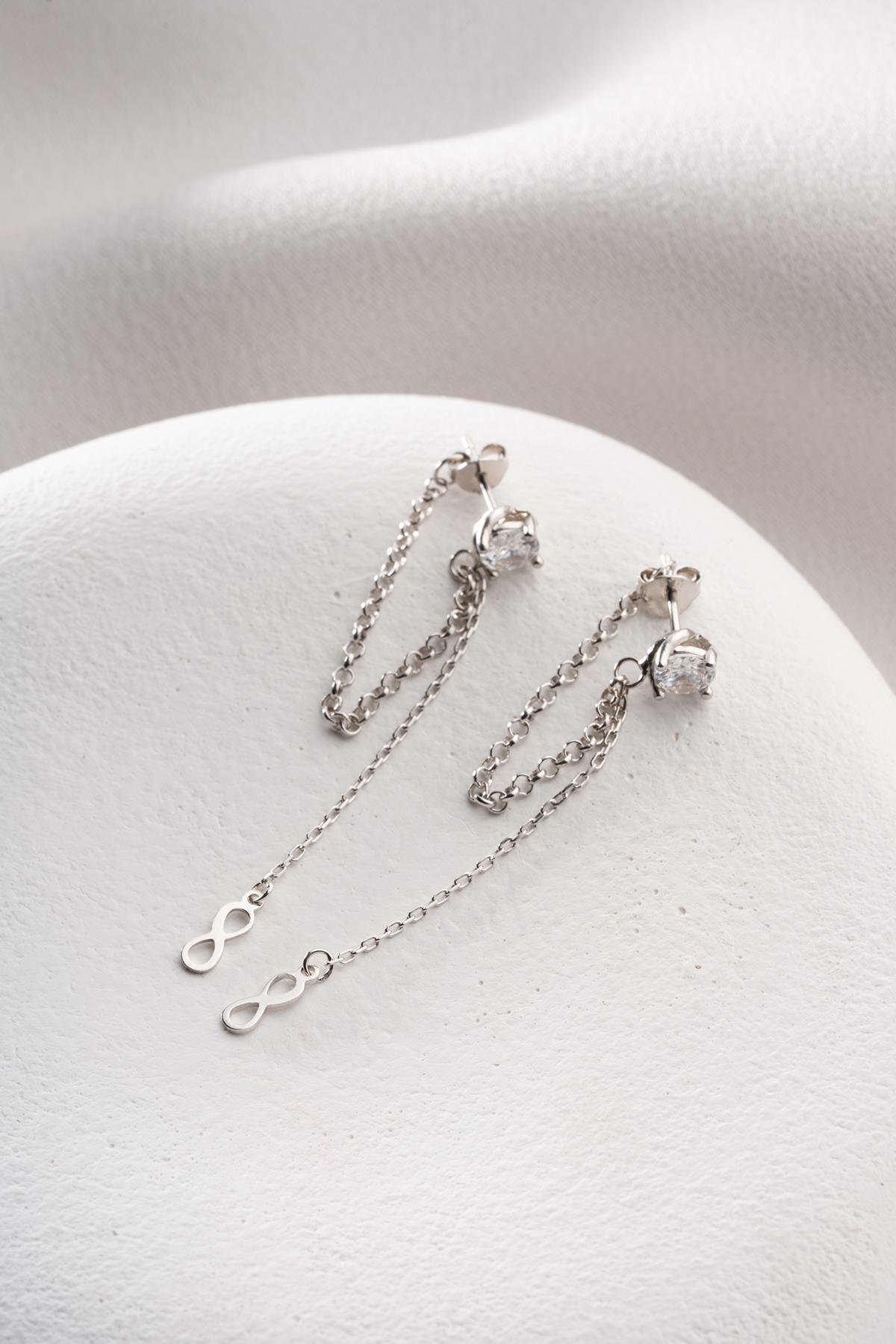 925 Ayar Gümüş Rodyum Kaplama 5 Mm Tektaş Sallantılı Zincir Sonsuzluk Model Küpe