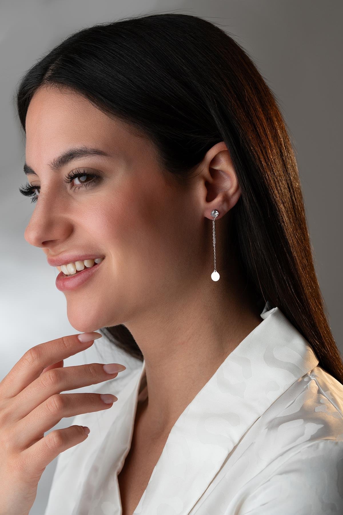 925 Ayar Gümüş Rodyum Kaplama 5 Mm Tektaş Sallantılı Zincir Sade Yuvarlak Model Küpe