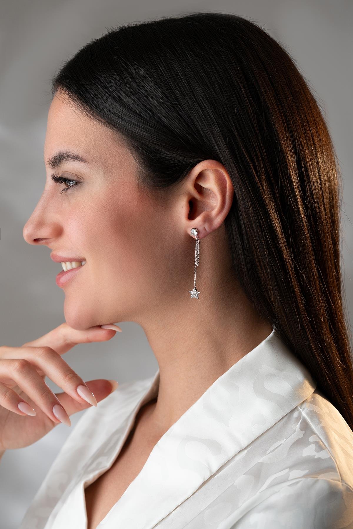 925 Ayar Gümüş Rodyum Kaplama 5 Mm Tektaş Sallantılı Zincir Zirkon Taşlı Yıldız Küpe