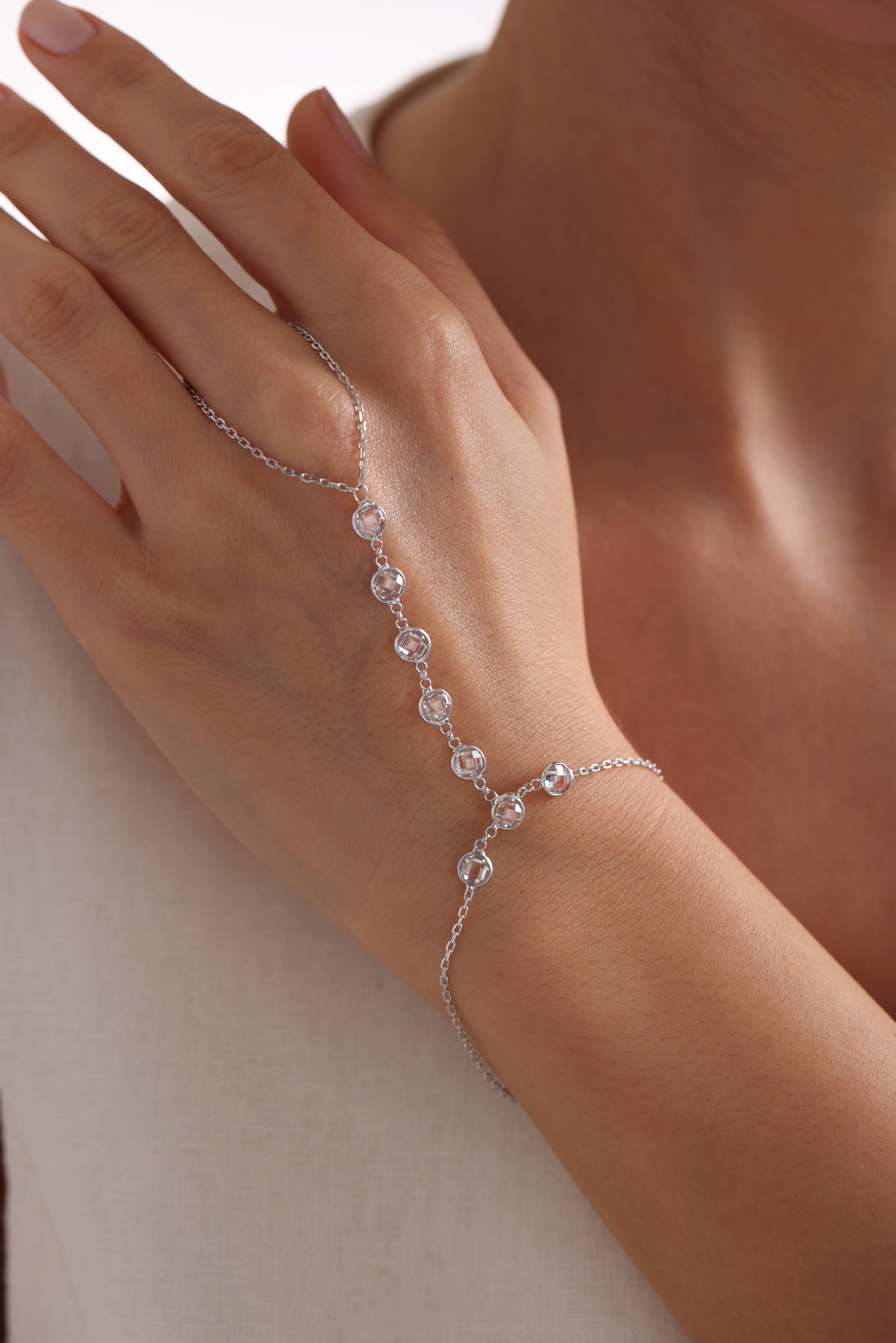 925 Ayar Gümüş Rodyum Kaplama 5 mm Yuvarlak Sıralı Zirkon Taşlı Şahmeran Bileklik 