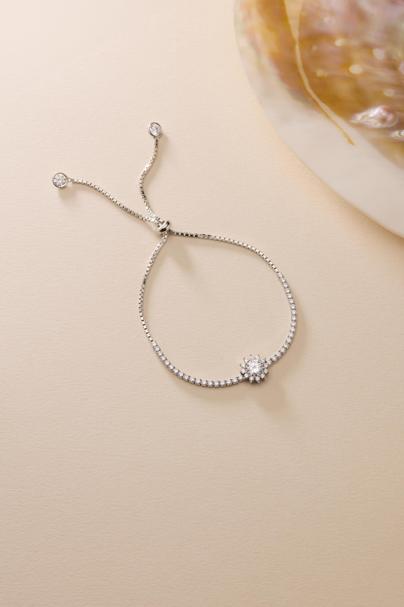 925 Ayar Gümüş Rodyum Kaplama Ayarlanabilir Asansörlü Pırlanta Montür Suyolu Bileklik