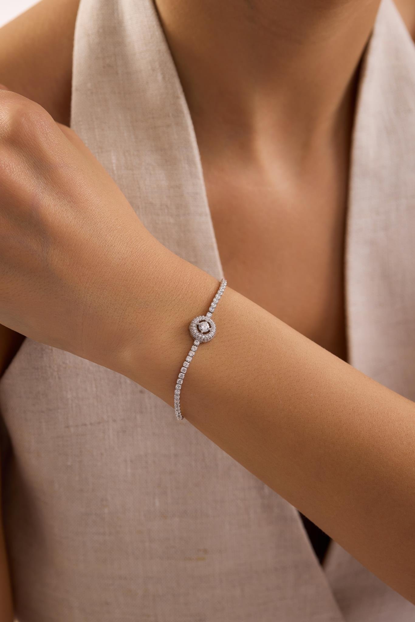 925 Ayar Gümüş Rodyum Kaplama Ayarlanabilir Asansörlü 5 mm Tektaş Model Suyolu Bileklik