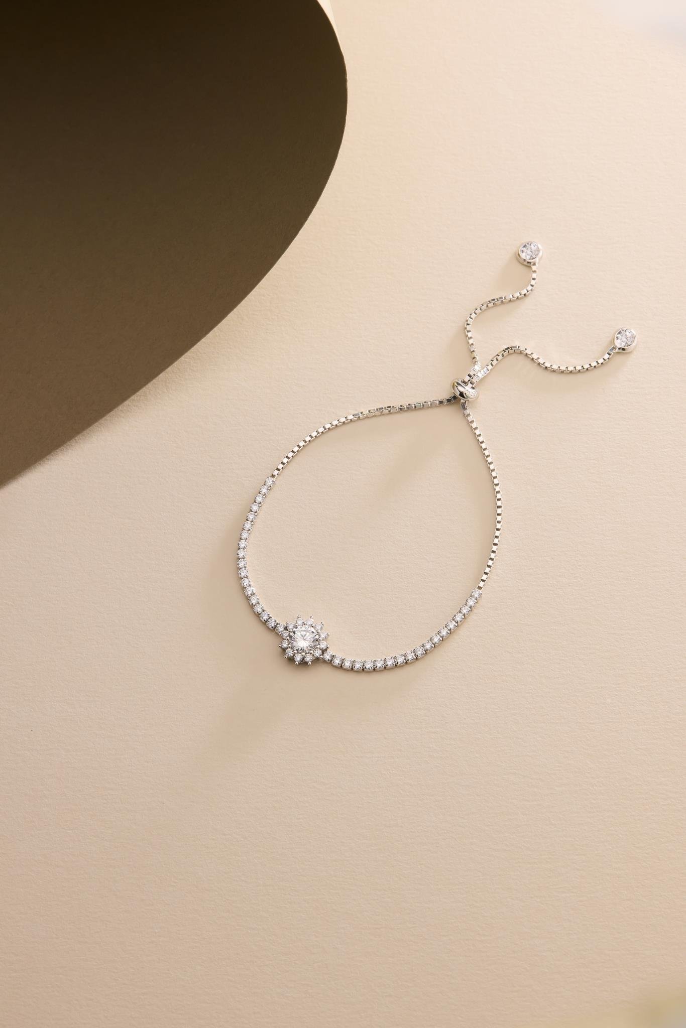 925 Ayar Gümüş Rodyum Kaplama Ayarlanabilir Asansörlü Pırlanta Montür Suyolu Bileklik