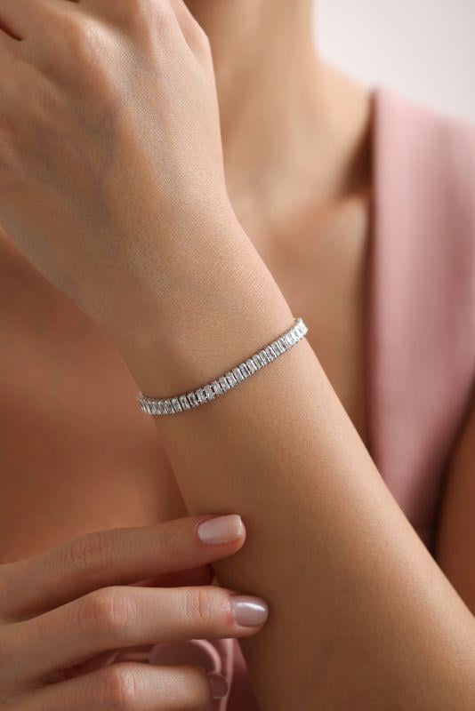 925 Ayar Gümüş Rodyum Kaplama Baget Taşlı Suyolu Model Bileklik 