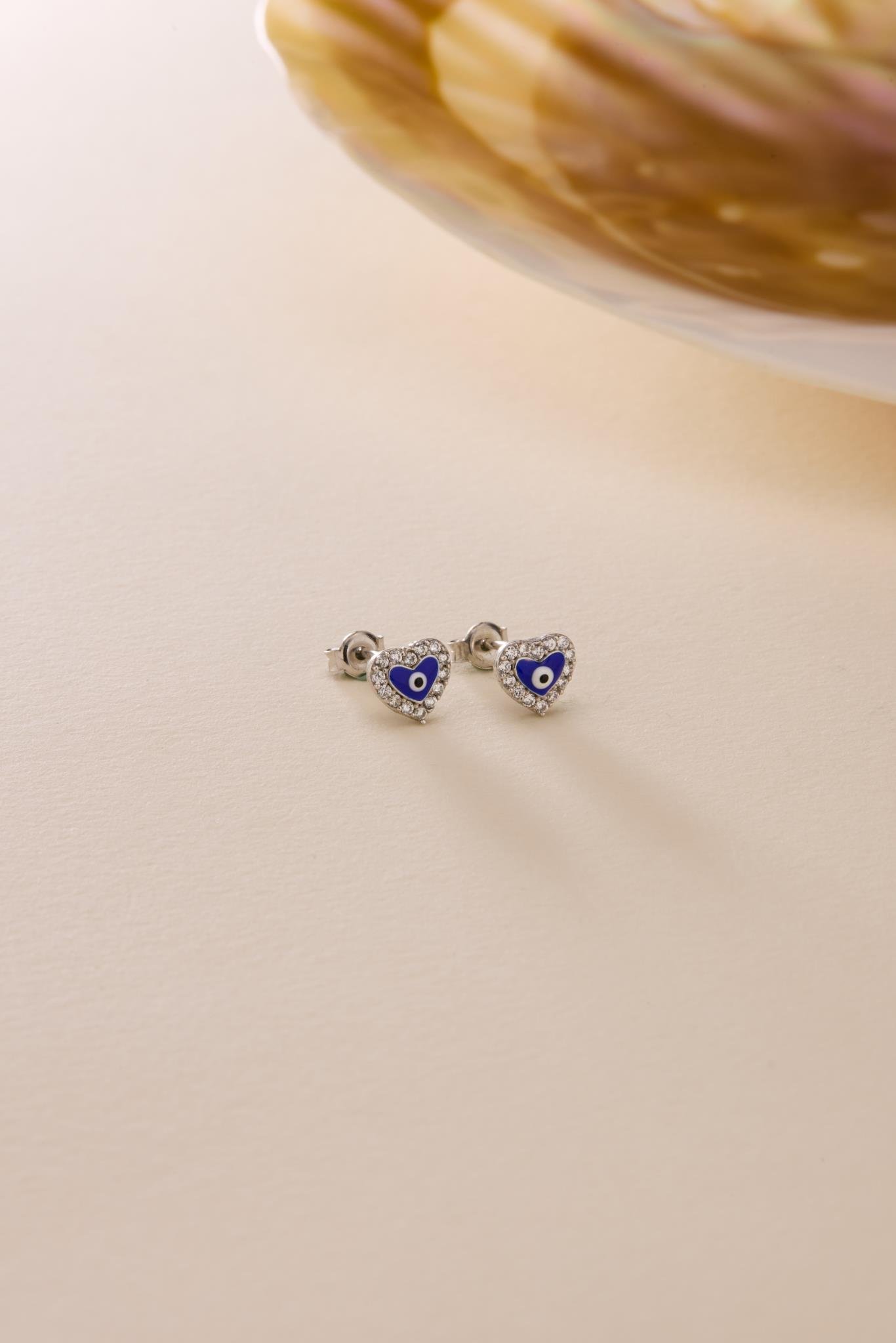 925 Ayar Gümüş Rodyum Kaplama Nazar Kalp Model Küpe