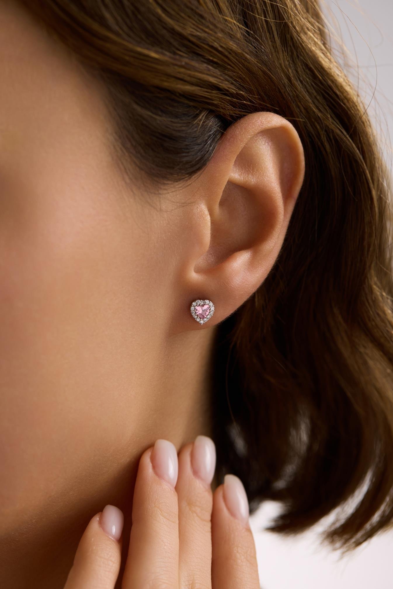 925 Ayar Gümüş Rodyum Kaplama Pembe Taşlı Kalp Model Küpe