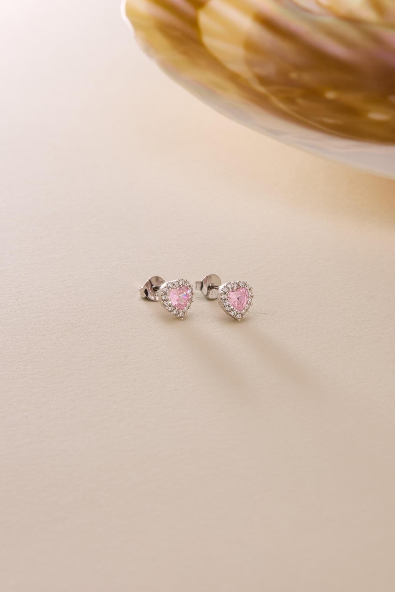 925 Ayar Gümüş Rodyum Kaplama Pembe Taşlı Kalp Model Küpe