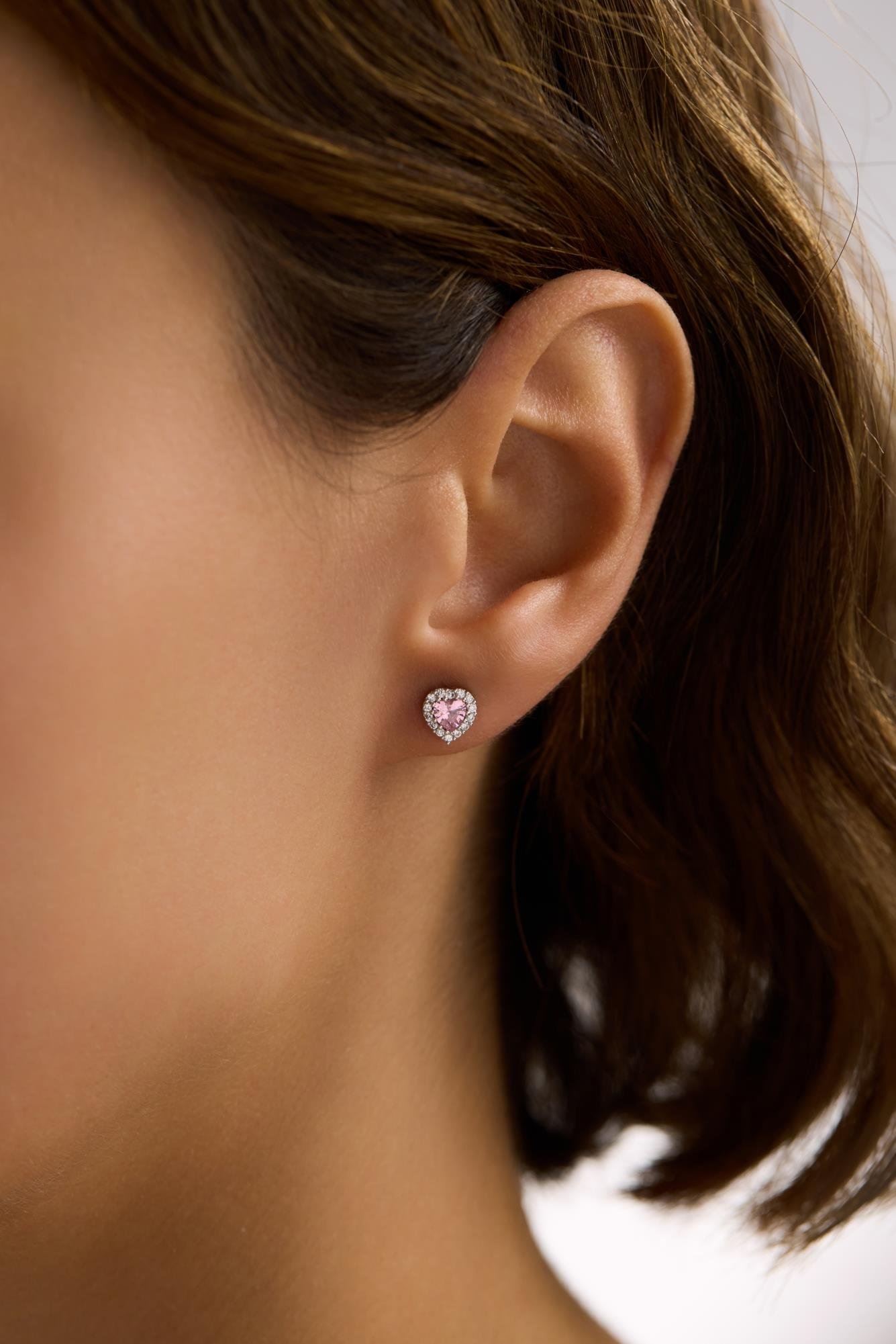 925 Ayar Gümüş Rodyum Kaplama Pembe Taşlı Kalp Model Küpe