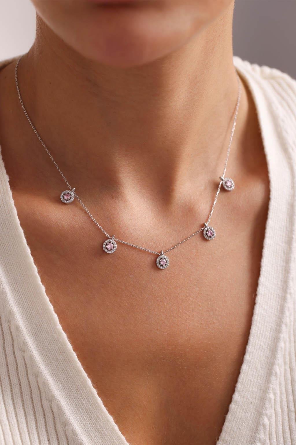 925 Ayar Gümüş Rodyum Kaplama Pembe Zirkon Taşlı Şans Kolye