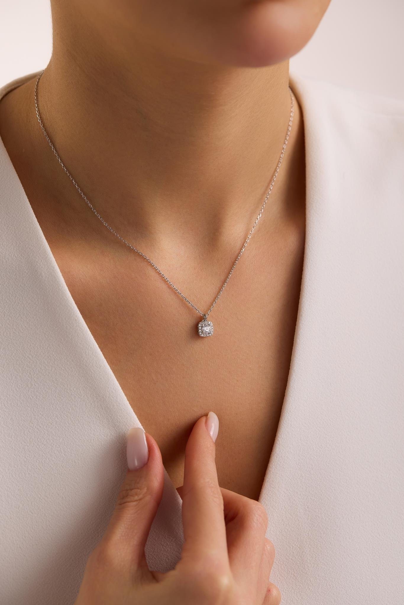 925 Ayar Gümüş Rodyum Kaplama Pırlanta Montür Tektaş Kolye,Bileklik ve Küpe