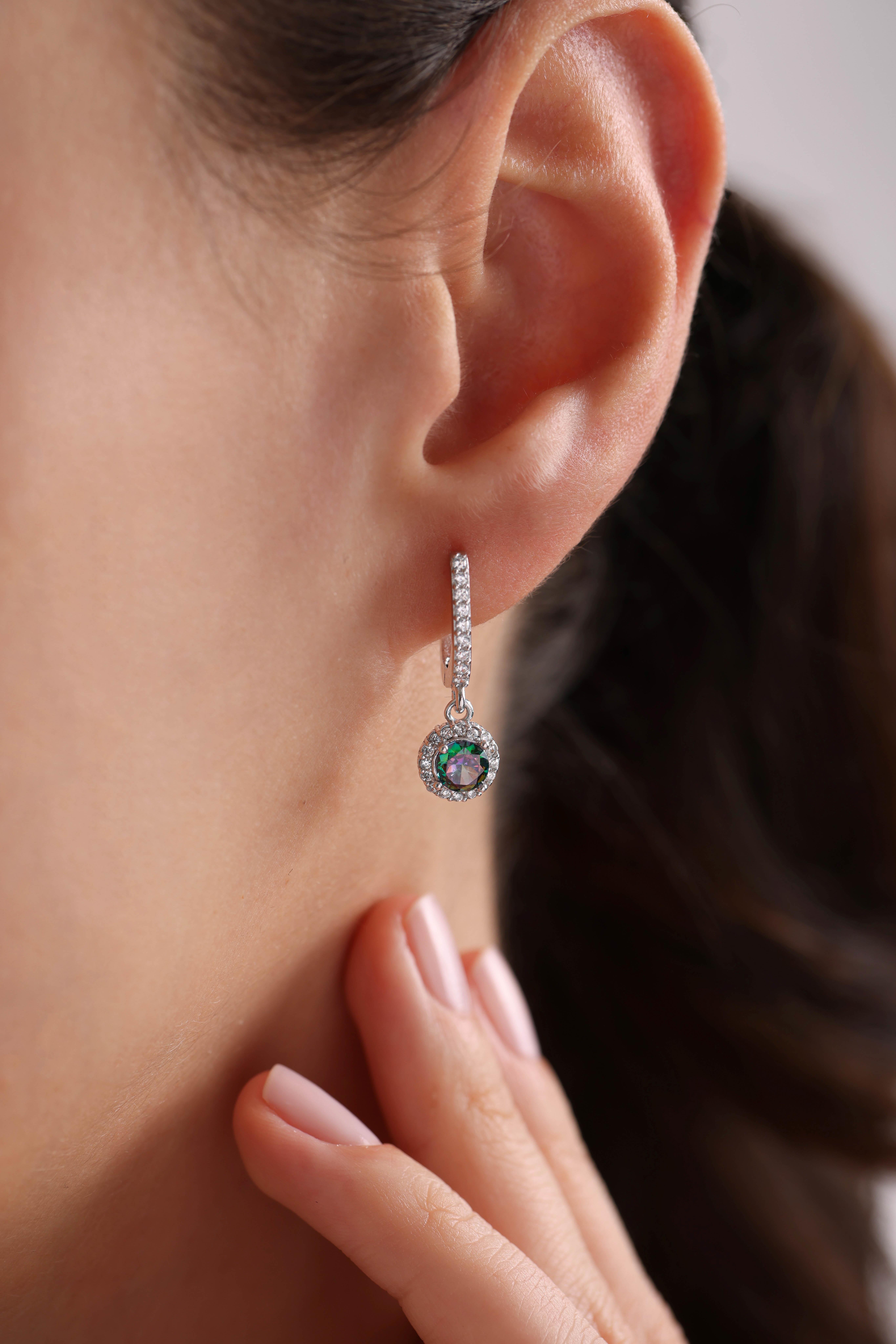 925 Ayar Gümüş Rodyum Kaplama Sallantılı U Model Yuvarlak Mistik Topaz Taşlı Küpe