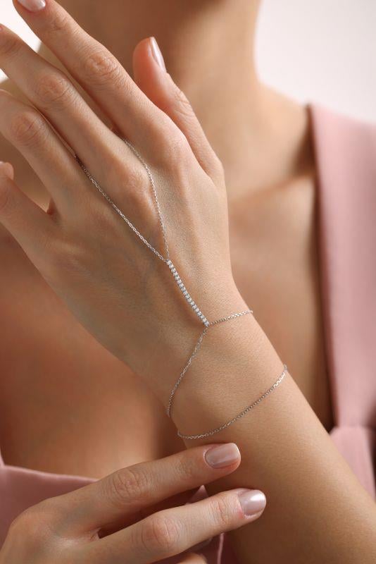 925 Ayar Gümüş Rodyum Kaplama Zirkon Taşlı Çubuk Model Şahmeran Bileklik 