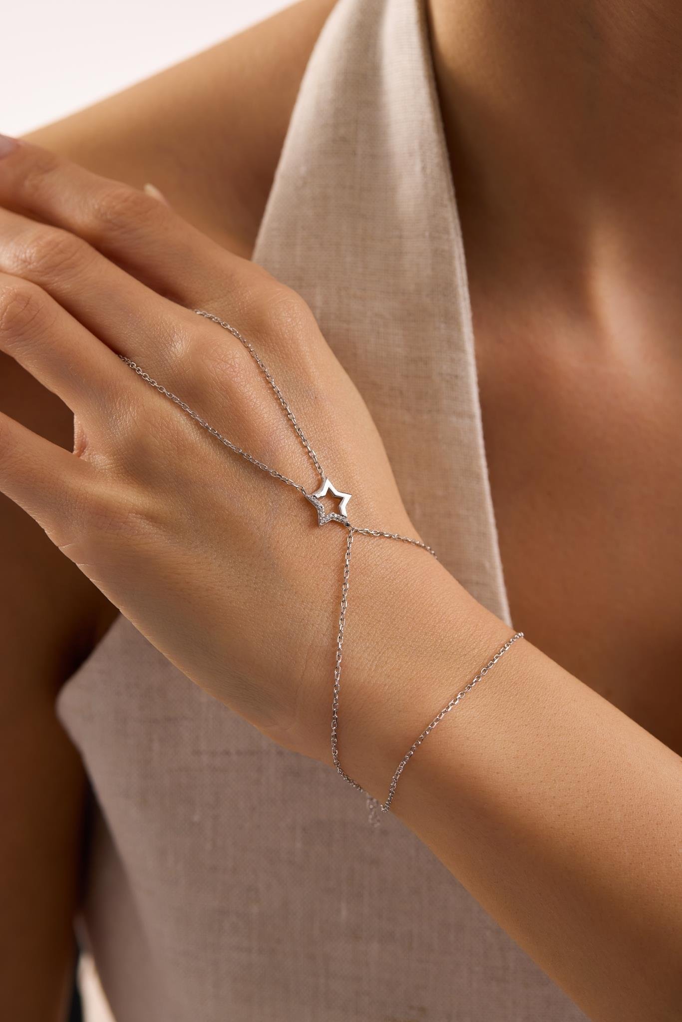 925 Ayar Gümüş Rodyum Kaplama Zirkon Taşlı Yıldız Şahmeran Bileklik 