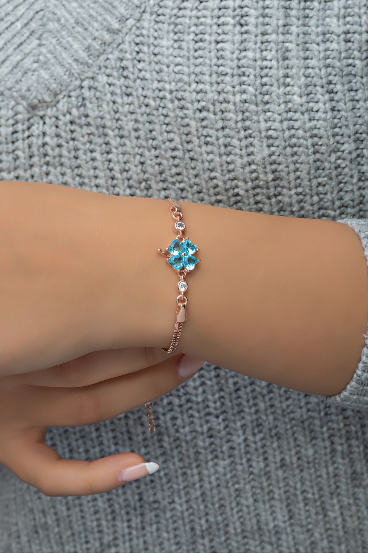 925 Ayar Gümüş Rose Aquamarin Taşlı Yonca Model Bileklik