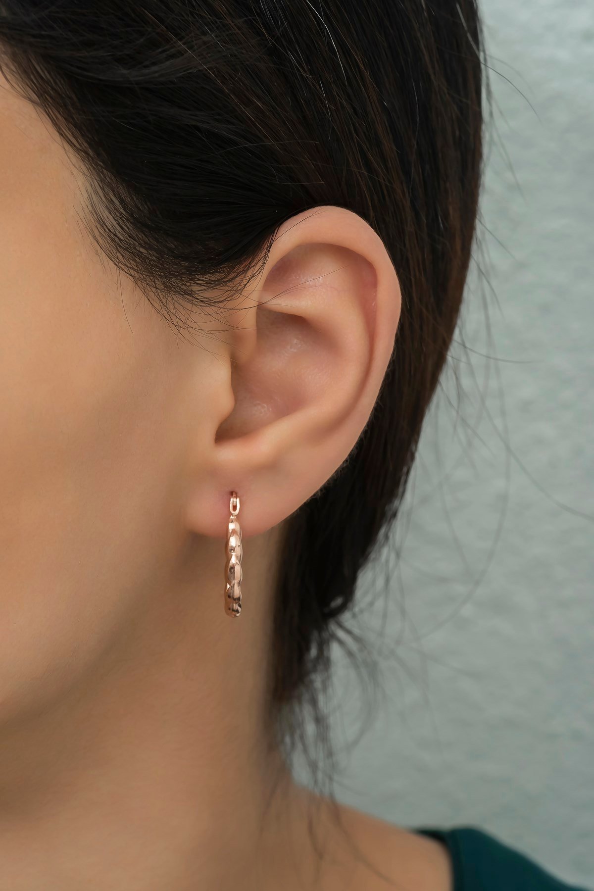 925 Ayar Gümüş Rose Burgu Model Şarnel Küpe