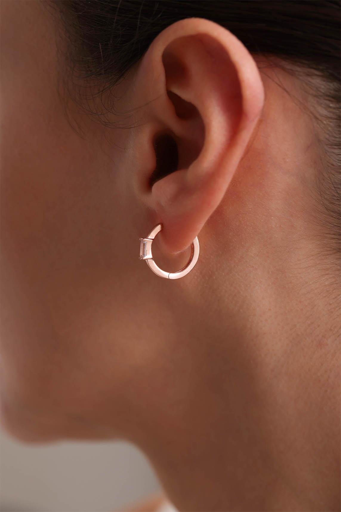 925 Ayar Gümüş Rose Kaplama 15 Mm Halka Tektaş Baget Küpe