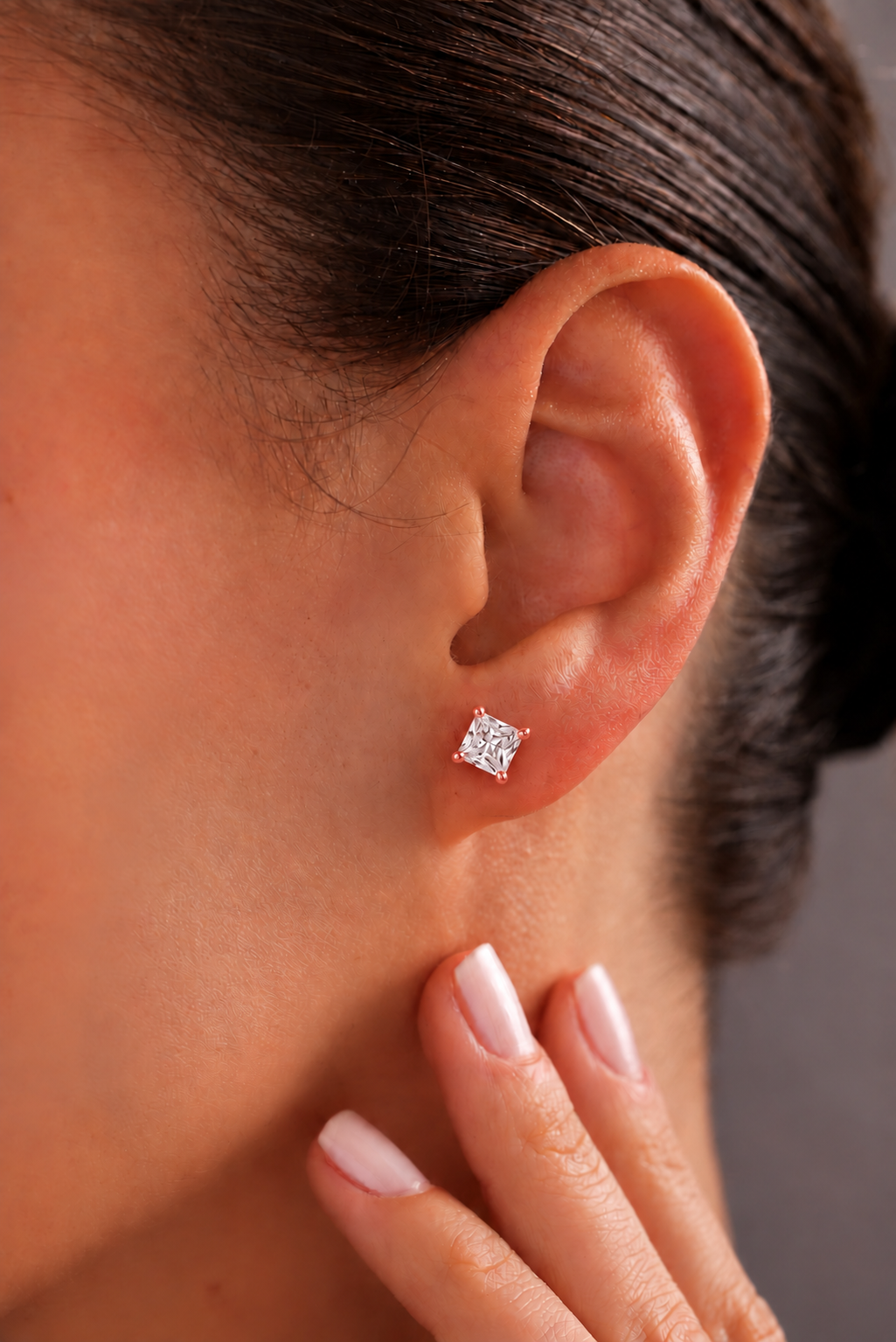 925 Ayar Gümüş Rose Kaplama 5 mm Kare Star Kesim Minimal Tektaş Küpe