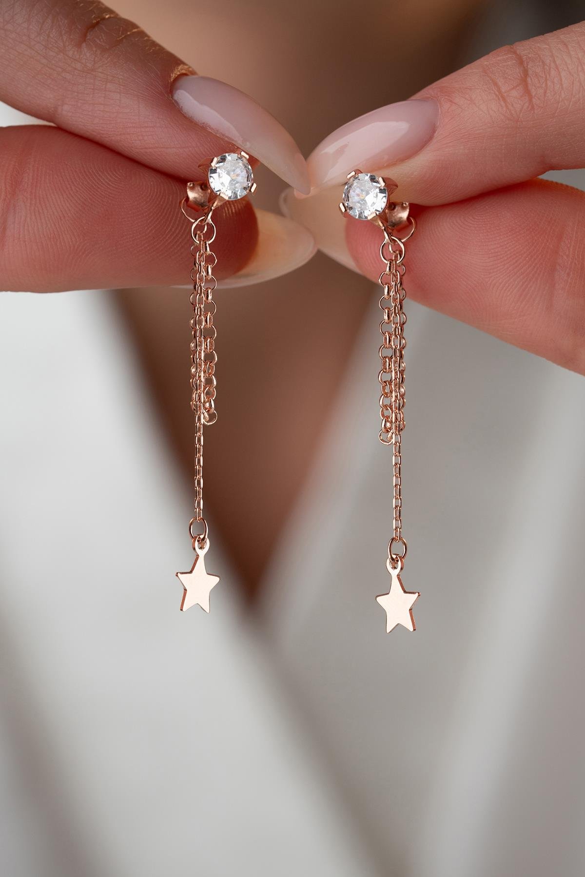 925 Ayar Gümüş Rose Kaplama 5 Mm Tektaş Sallantılı Zincir Sade Yıldız Model Küpe