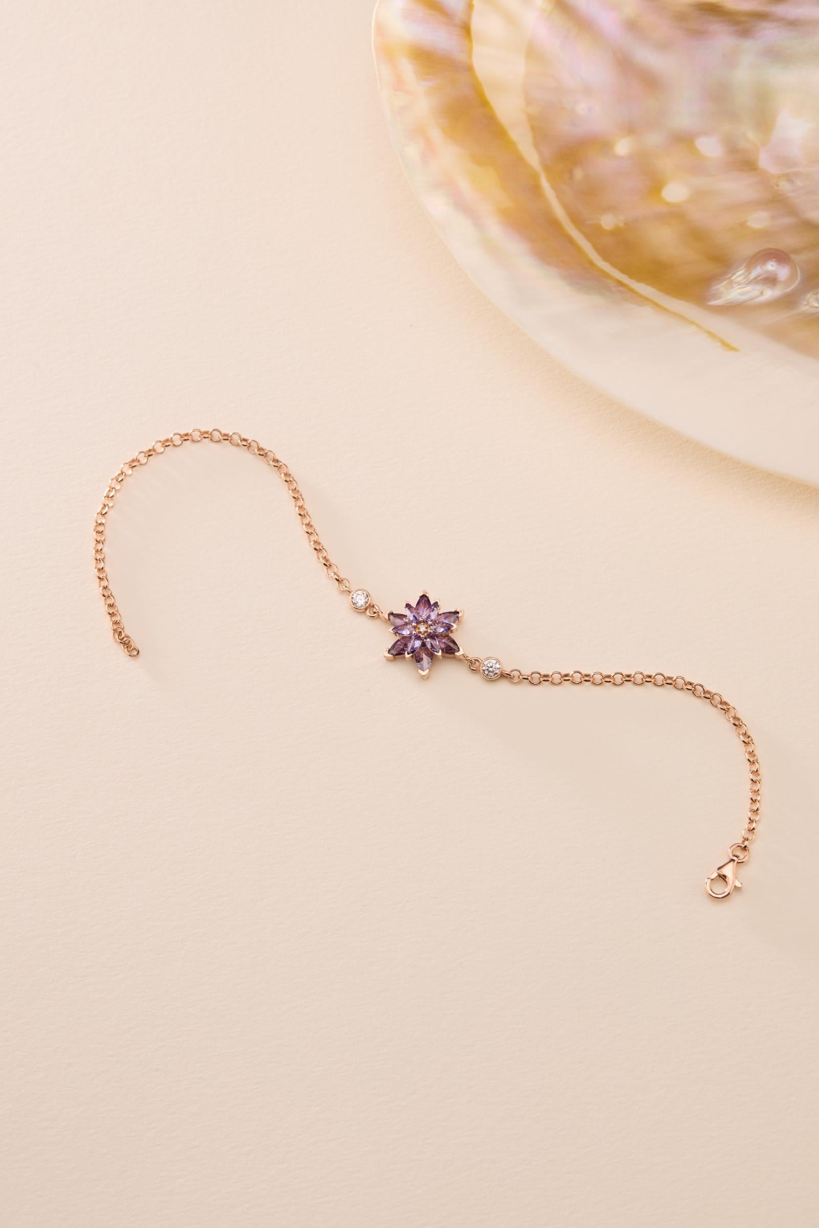 925 Ayar Gümüş Rose Kaplama Doç Zincirli Mor Taşlı Lotus Çiçeği Bileklik
