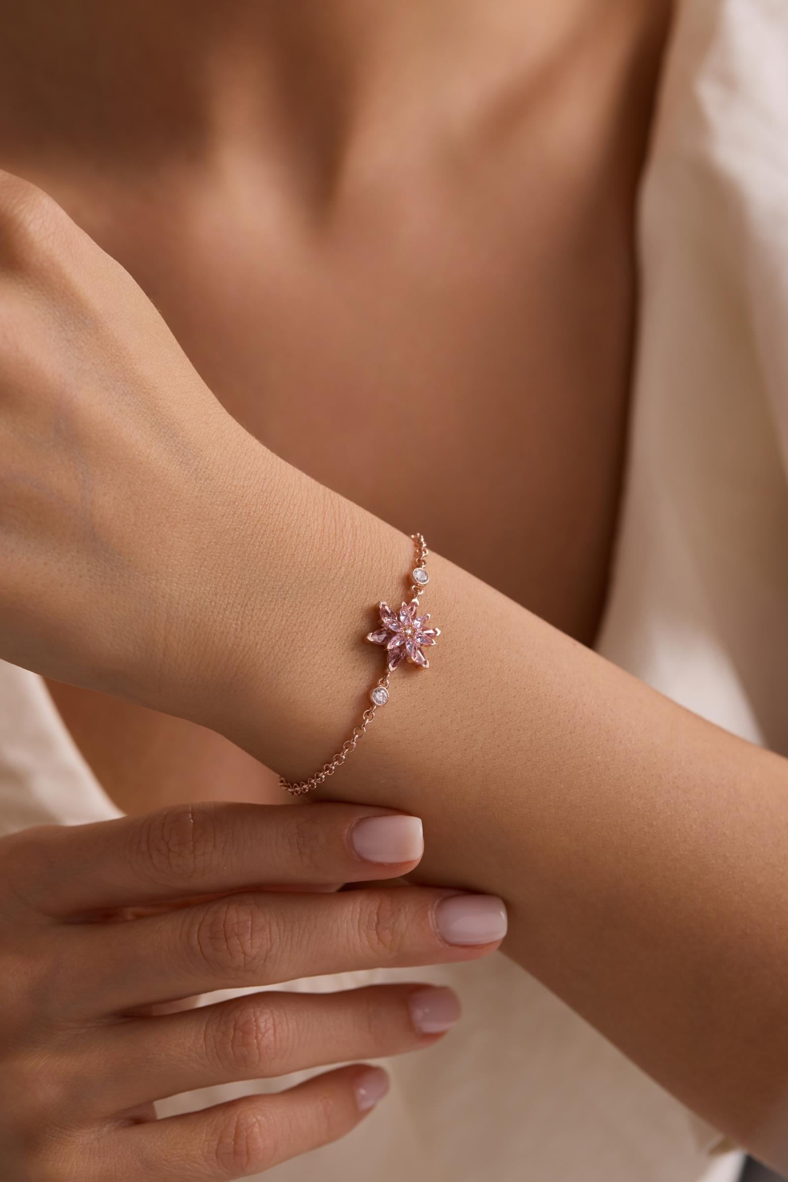 925 Ayar Gümüş Rose Kaplama Doç Zincirli Pembe Taşlı Lotus Çiçeği Bileklik