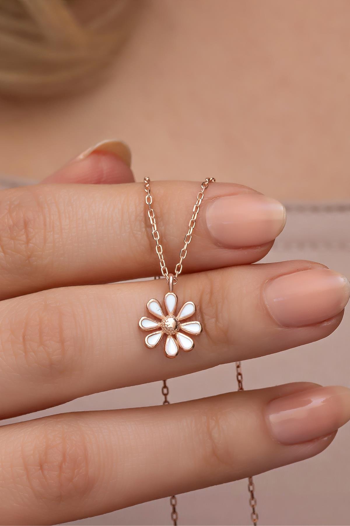 925 Ayar Gümüş Rose Kaplama Minimal Mineli Papatya Kolye