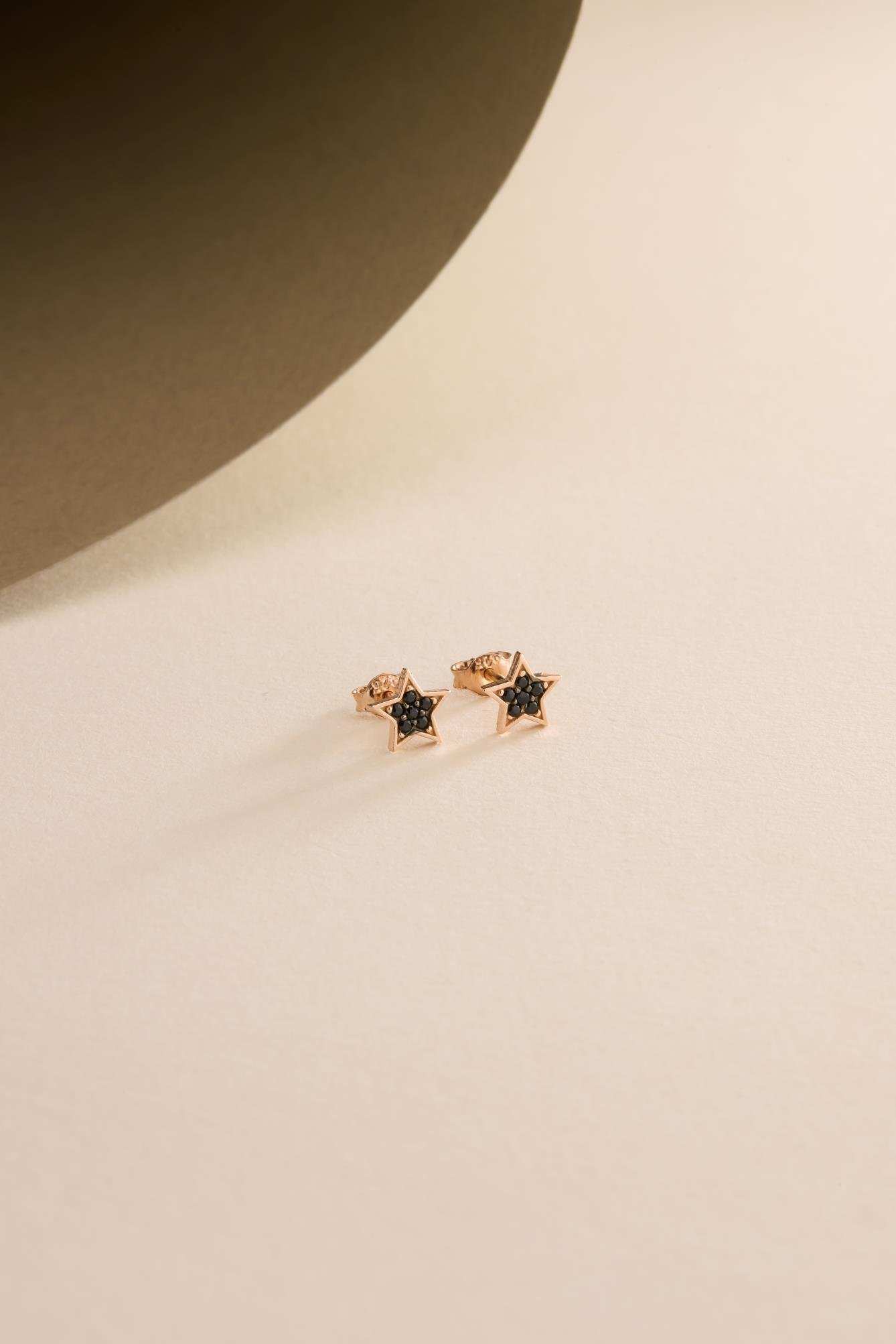 925 Ayar Gümüş Rose Kaplama Minimal Siyah Yıldız Küpe