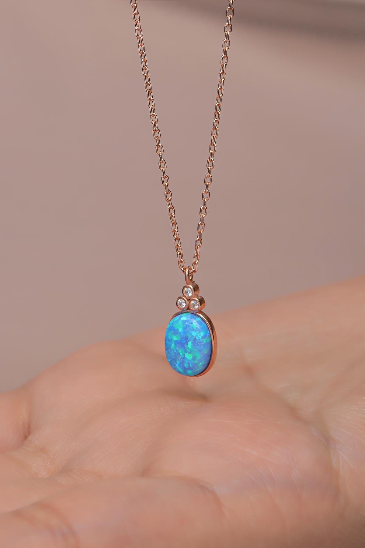 925 Ayar Gümüş Rose Kaplama Oval Mavi Opal Taşlı  Kolye