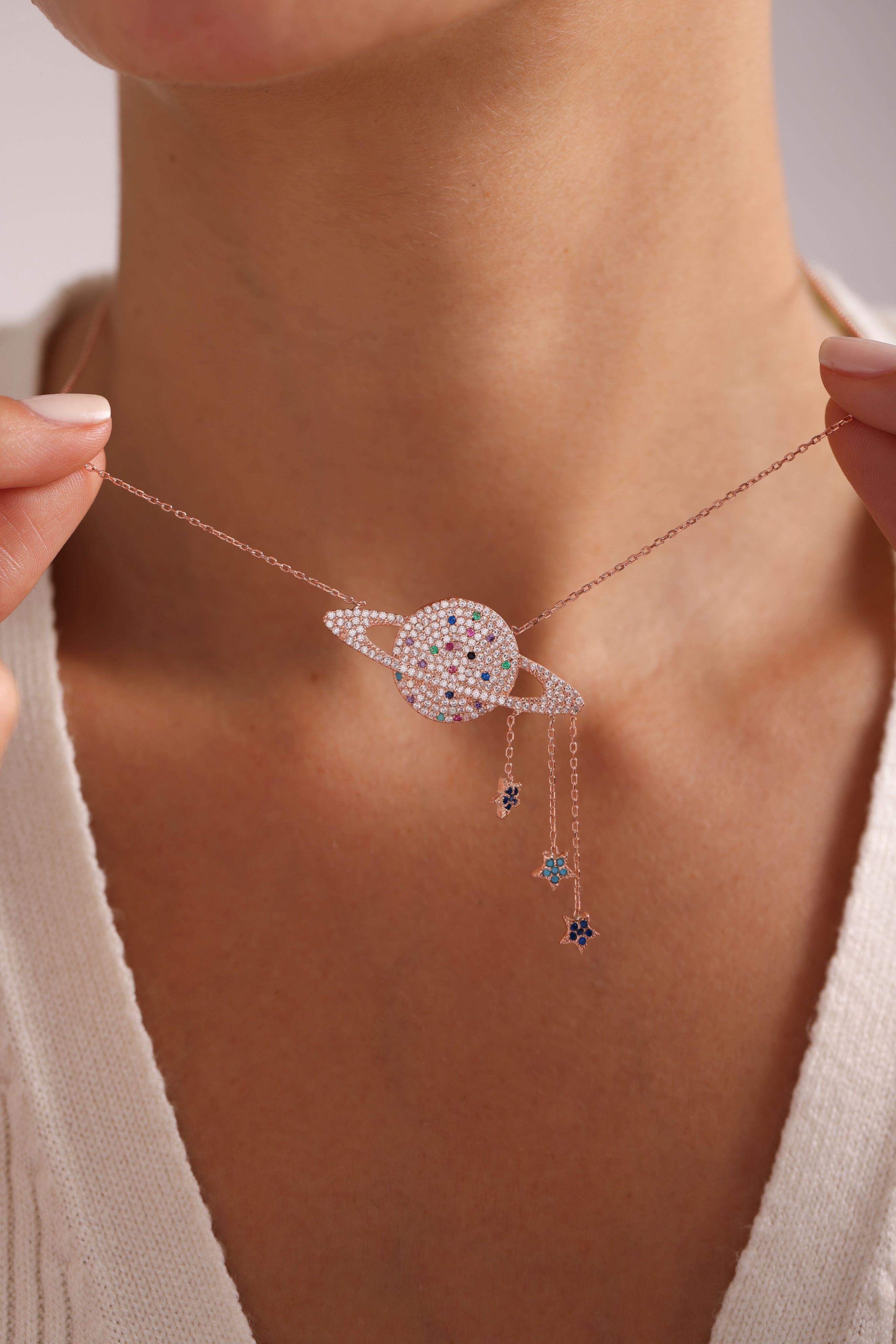 925 Ayar Gümüş Rose Kaplama Sallantı Yıldızlı Gezegen Kolye