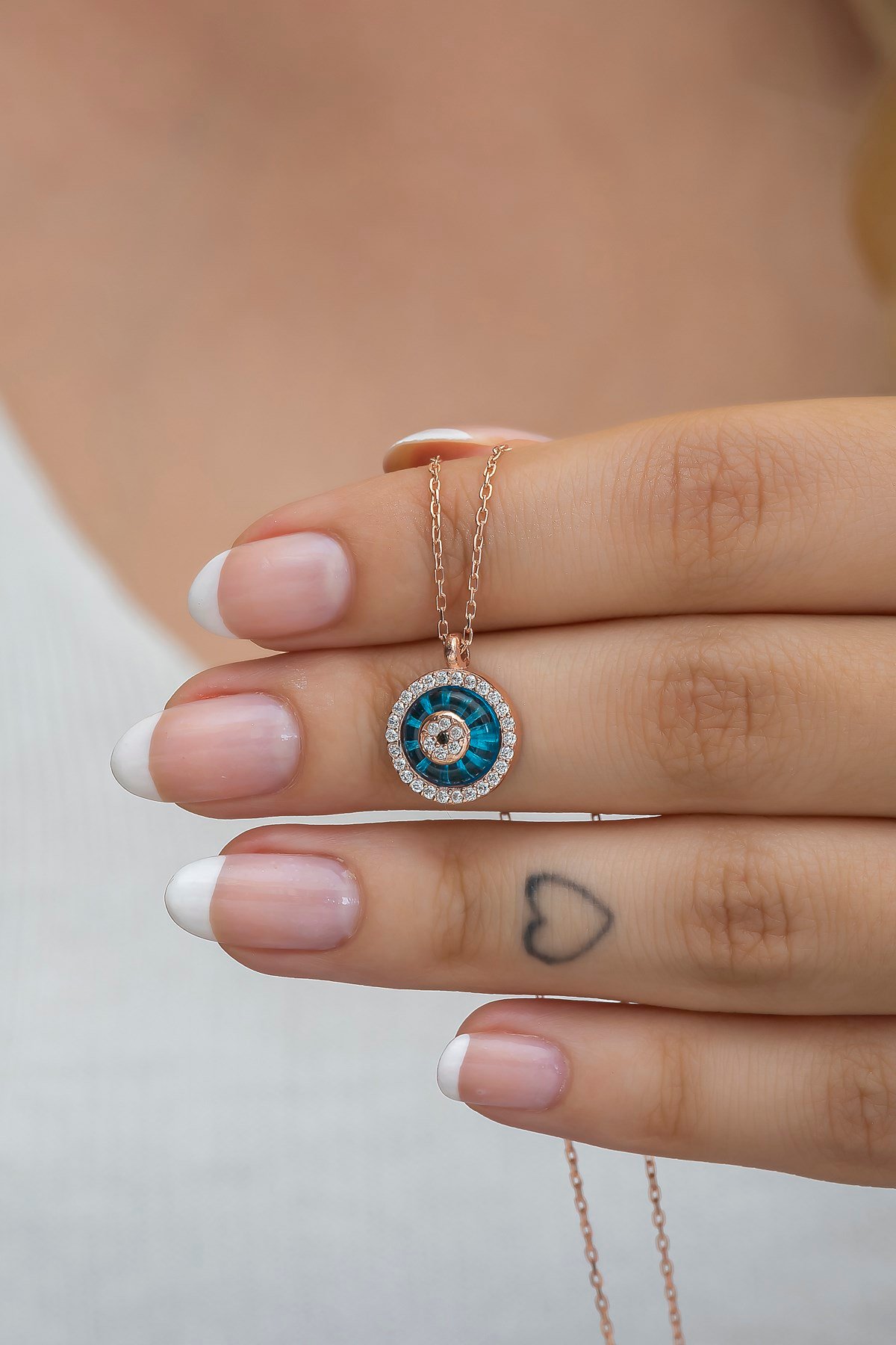 925 Ayar Gümüş Rose Nazar Cam Göz Kolye