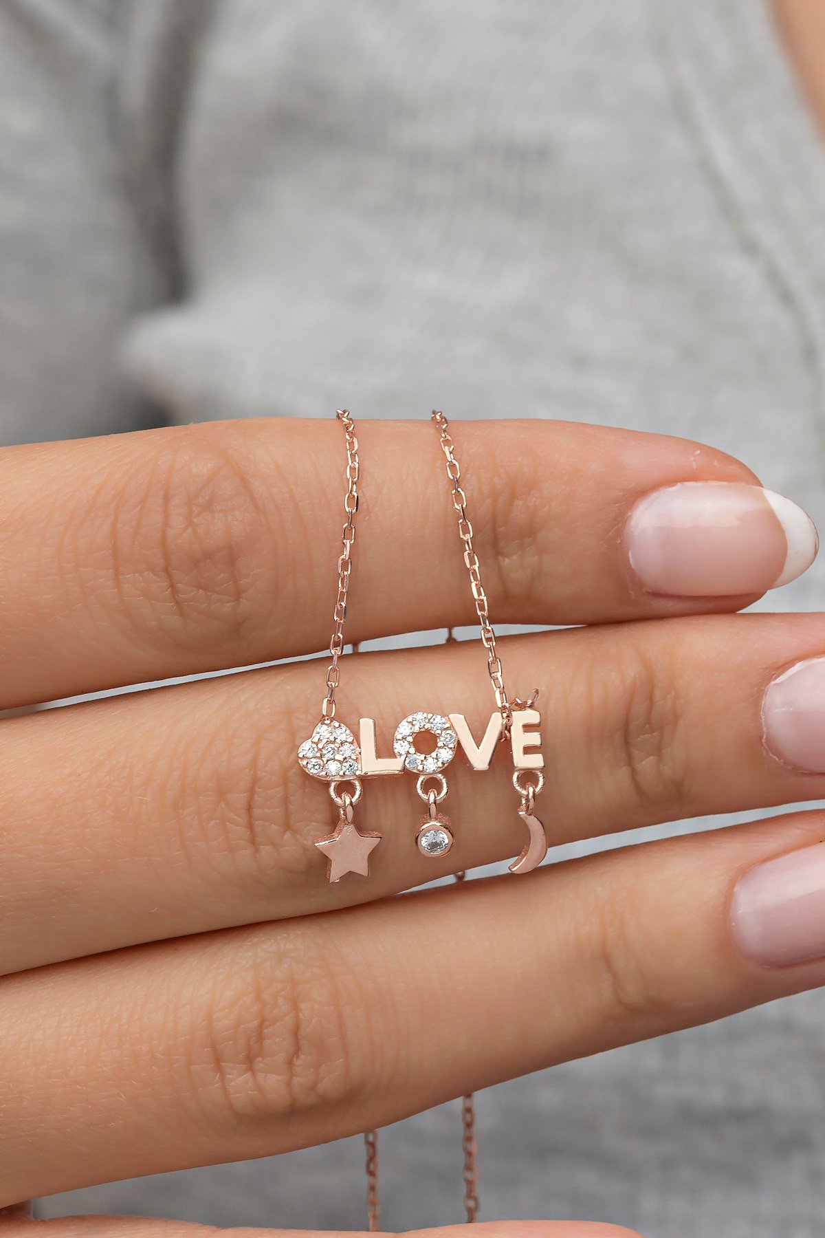 925 Ayar Gümüş Şans Figürlü Love Kolye