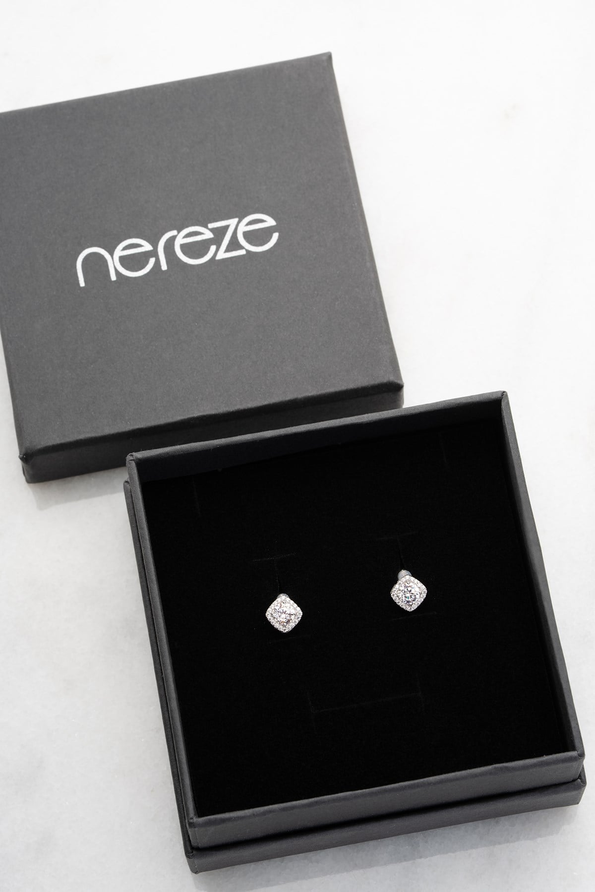 925 Ayar Gümüş Sertifikalı Mozanit Taşlı elmas Montür Tragus Piercing Küpe