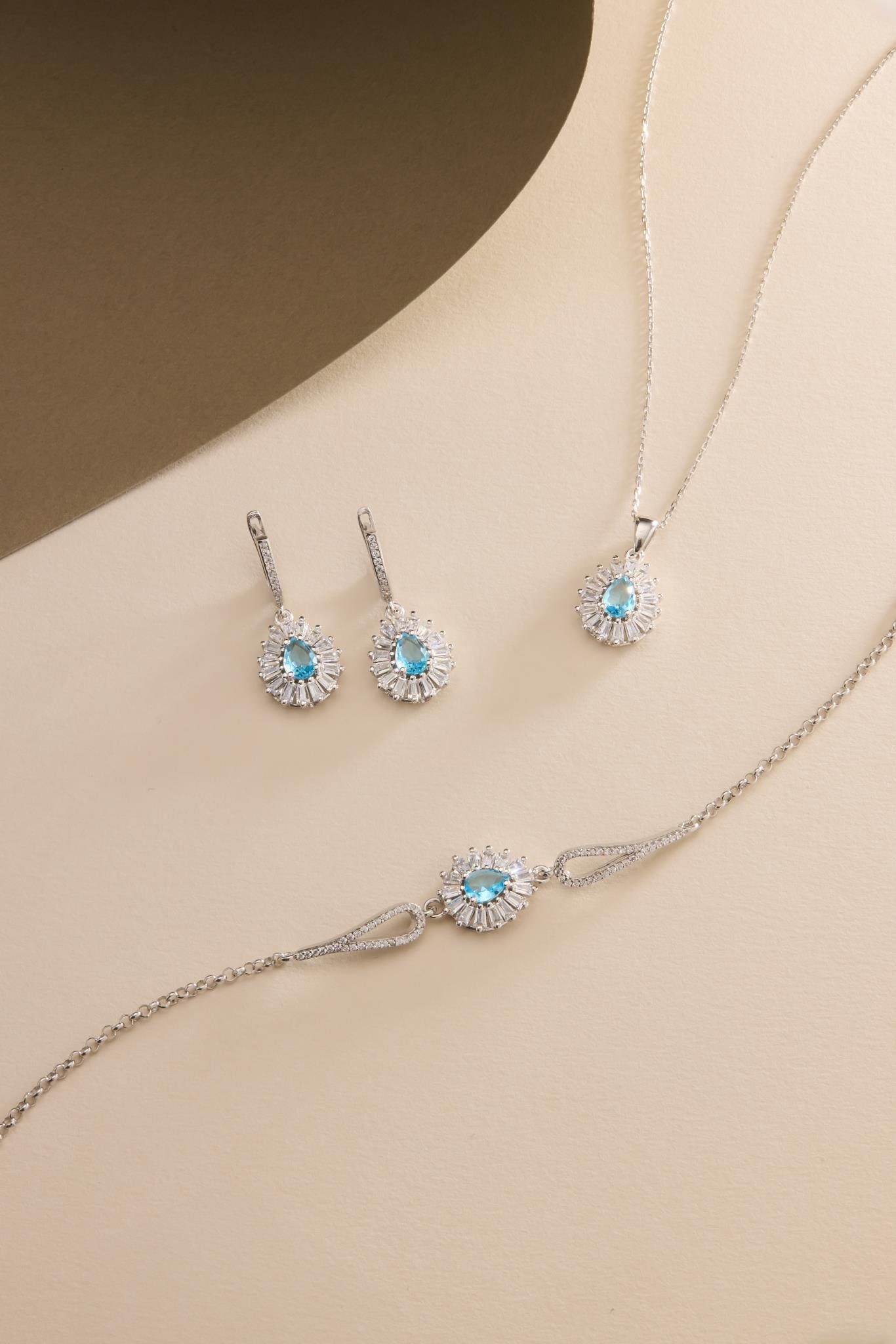 925 Ayar Gümüş Set Rodyum Kaplama Damla Aquamarin Taşlı Kolye,Bileklik ve Küpe