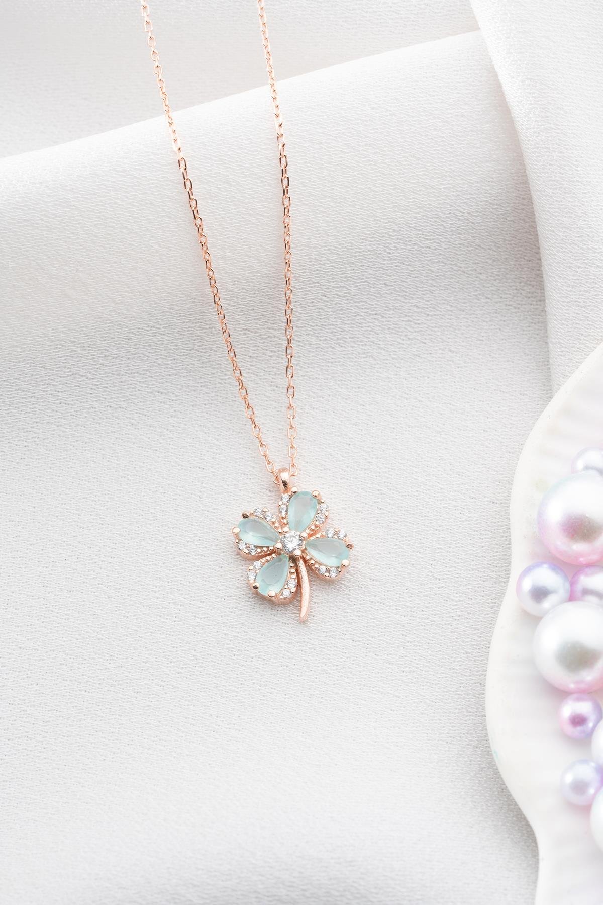 925 Ayar Gümüş Su Mavisi Renkli Taşlı Dört Yaprak Şans Yonca Kolye