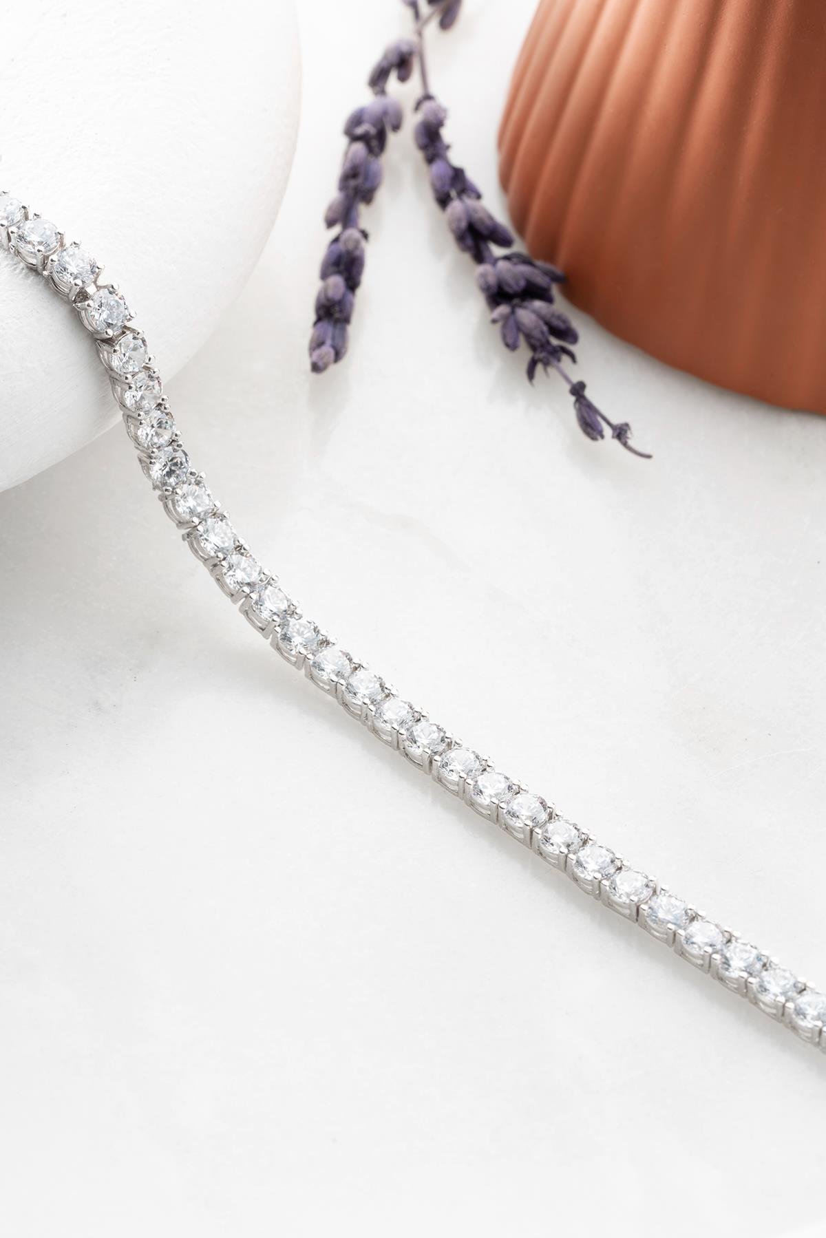 925 Ayar Gümüş Yuvarlak Taşlı Suyolu Bileklik 