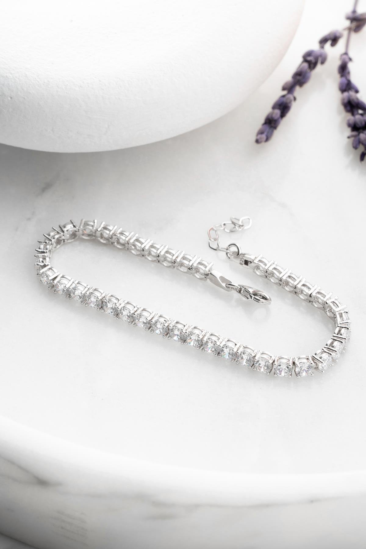 925 Ayar Gümüş Yuvarlak Taşlı Suyolu Bileklik 