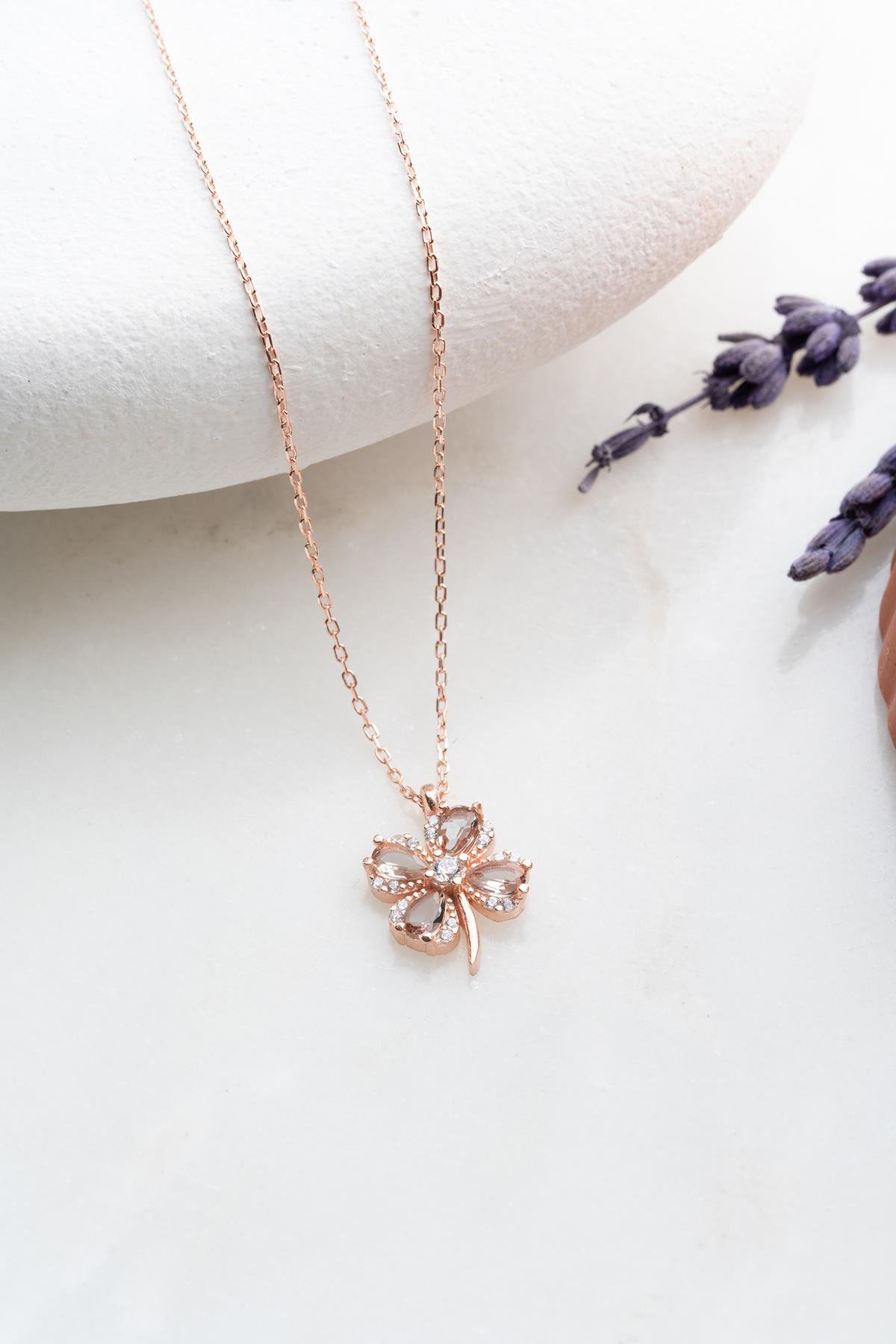 925 Ayar Gümüş Zultanite Taşlı Dört Yapraklı Şans Yonca Kolye