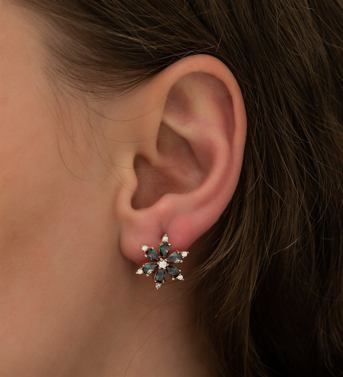 925 Ayar Mistik Topaz Taşlı Çiçek Küpe Kadın Gümüş Küpe