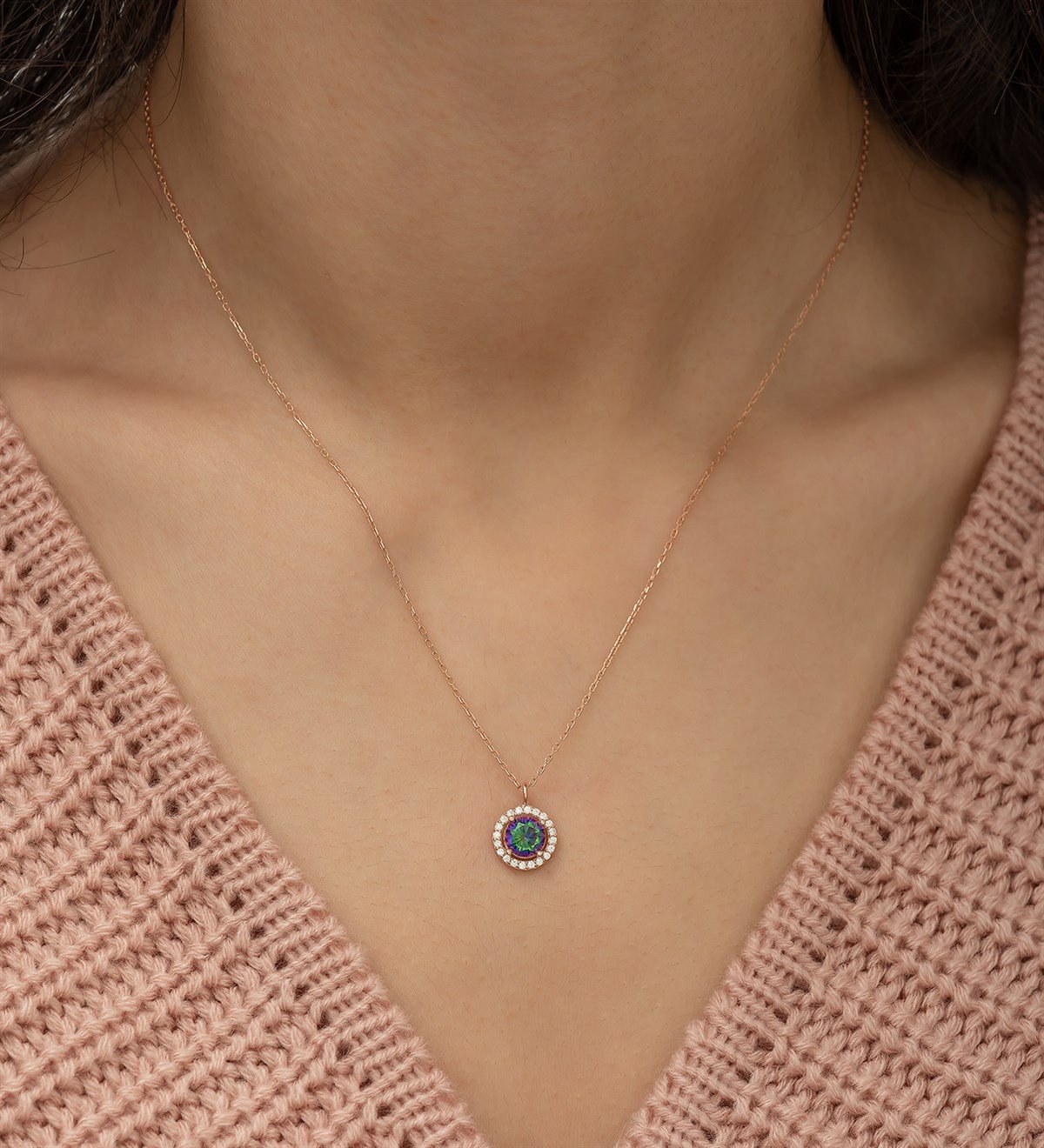 925 Ayar Mistik Topaz Taşlı Tektaş Kadın Gümüş Kolye