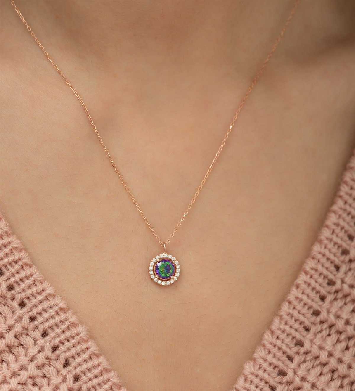 925 Ayar Mistik Topaz Taşlı Tektaş Kadın Gümüş Kolye