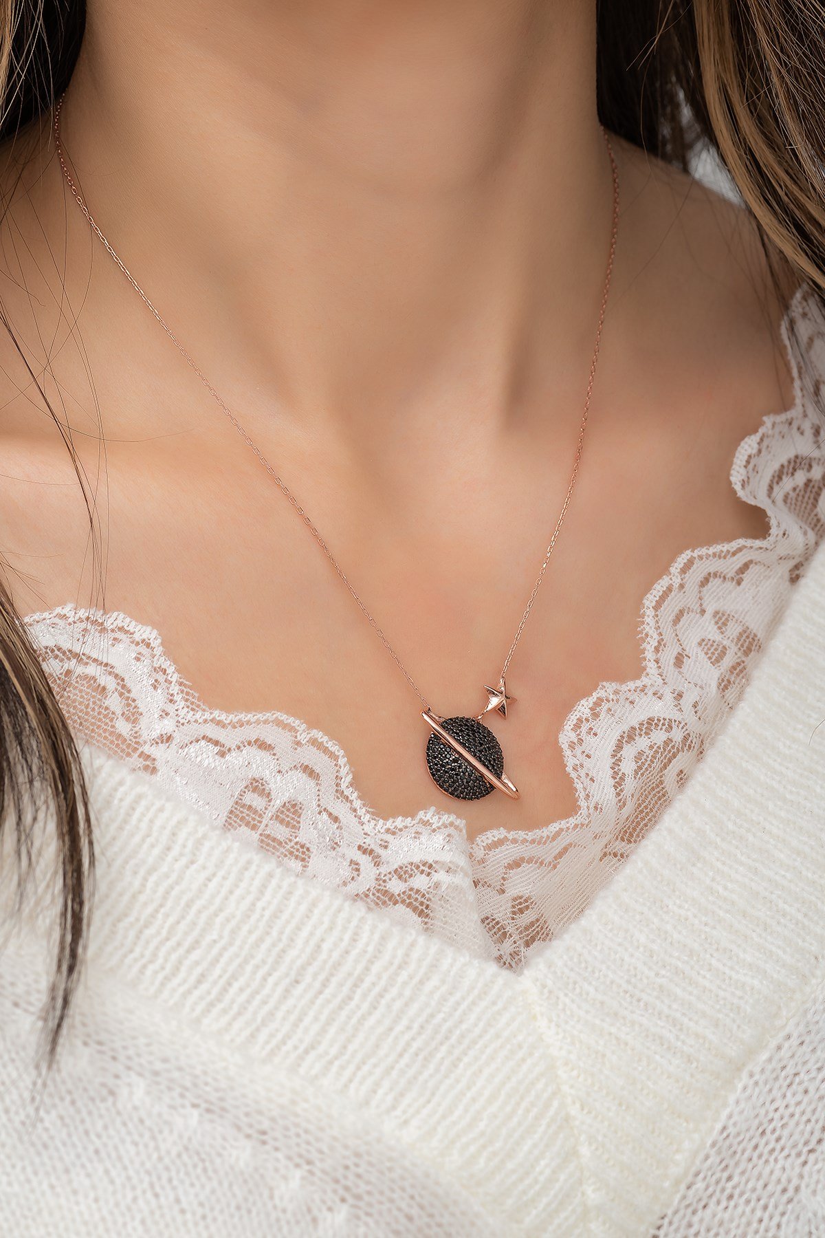 925 Ayar Siyah Gezegen Kolye Kadın Gümüş Kolye 