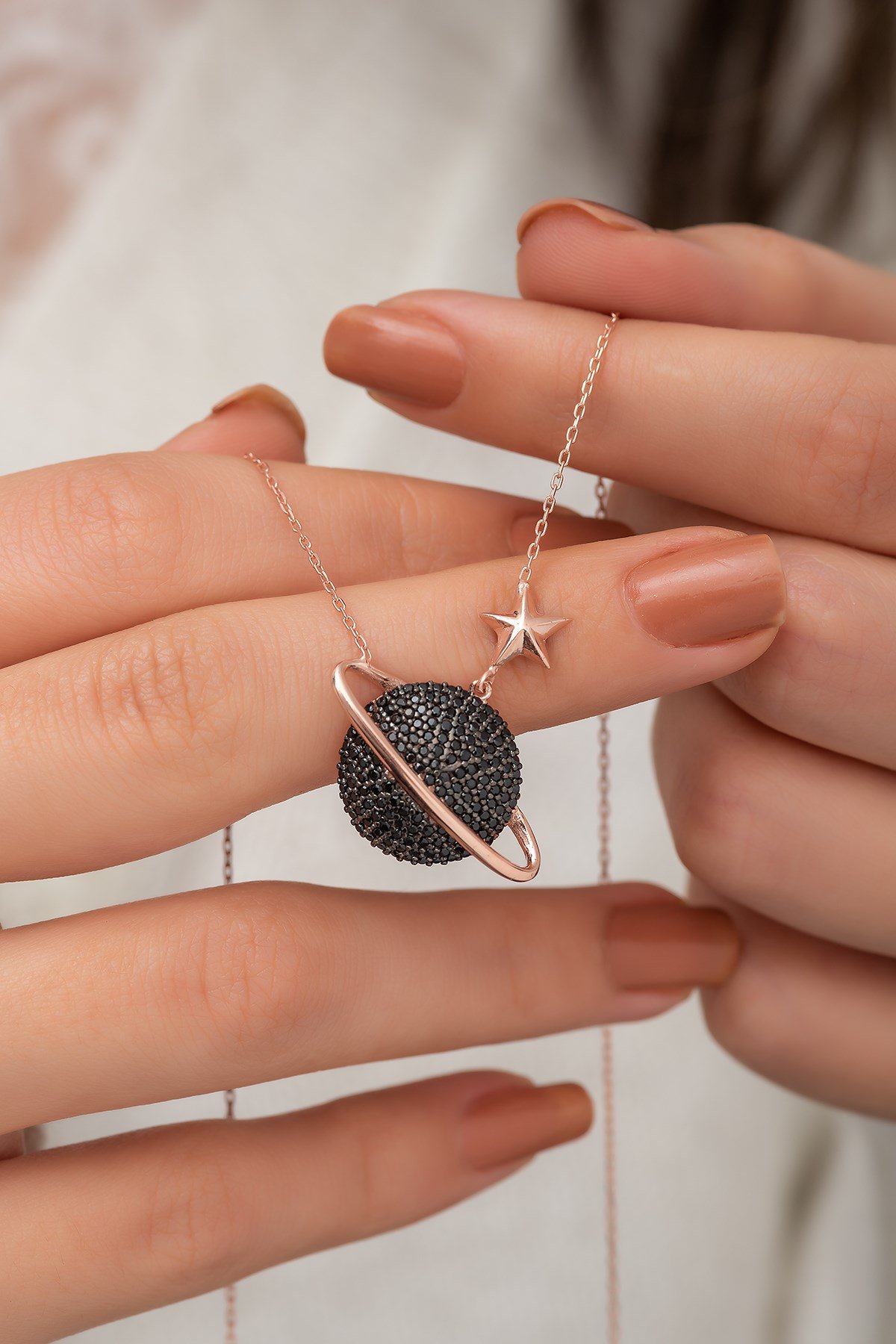 925 Ayar Siyah Gezegen Kolye Kadın Gümüş Kolye 