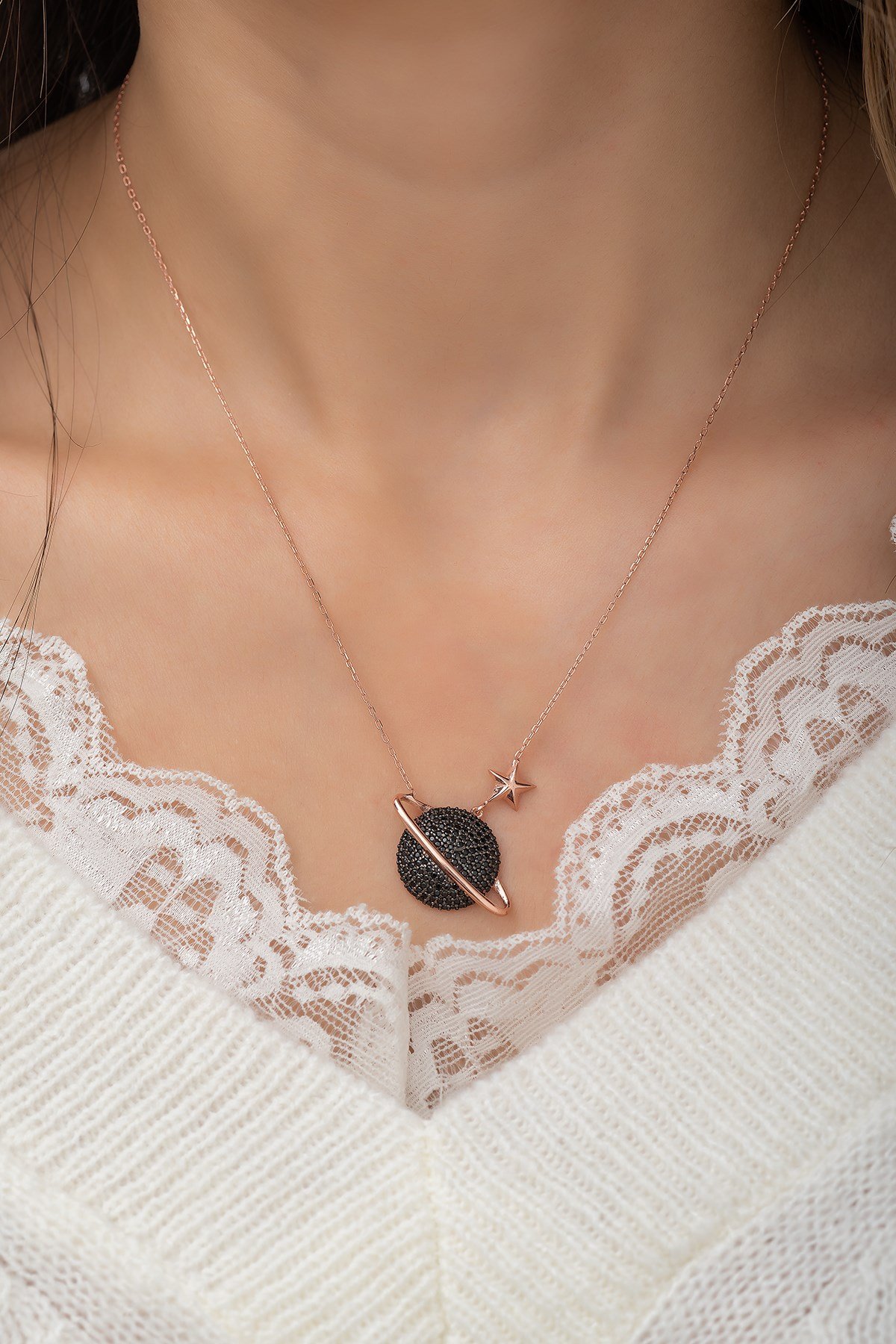 925 Ayar Siyah Gezegen Kolye Kadın Gümüş Kolye 