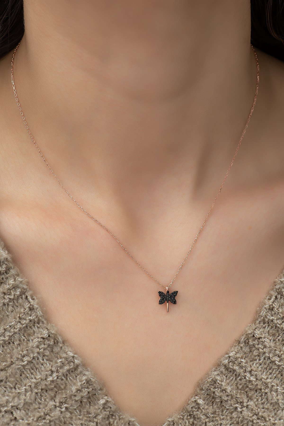 925 Ayar Siyah Minik Yusufcuk Kolye Kadın Gümüş Kolye 