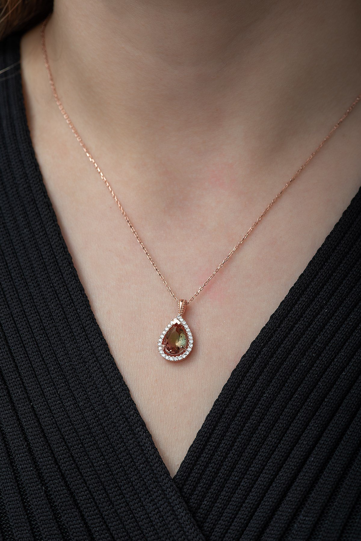 925 Ayar Zultanite Taşlı Damla Tektaş Kolye Kadın Gümüş Kolye