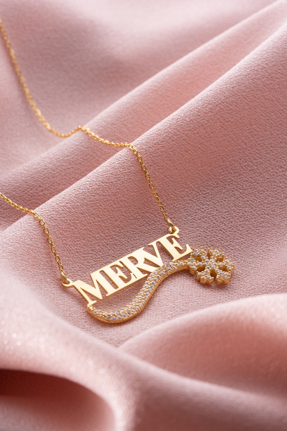 Kişiye Özel İsimli Zirkon Taşlı Kartanesi Detaylı Kolye