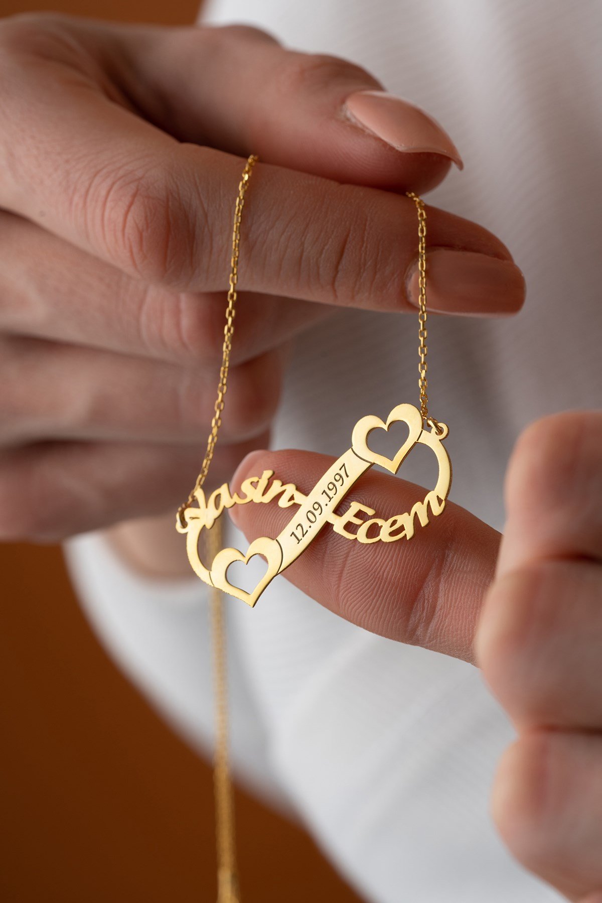 Kişiye Özel Sonsuzluk İsimli Kalp Detaylı Kolye