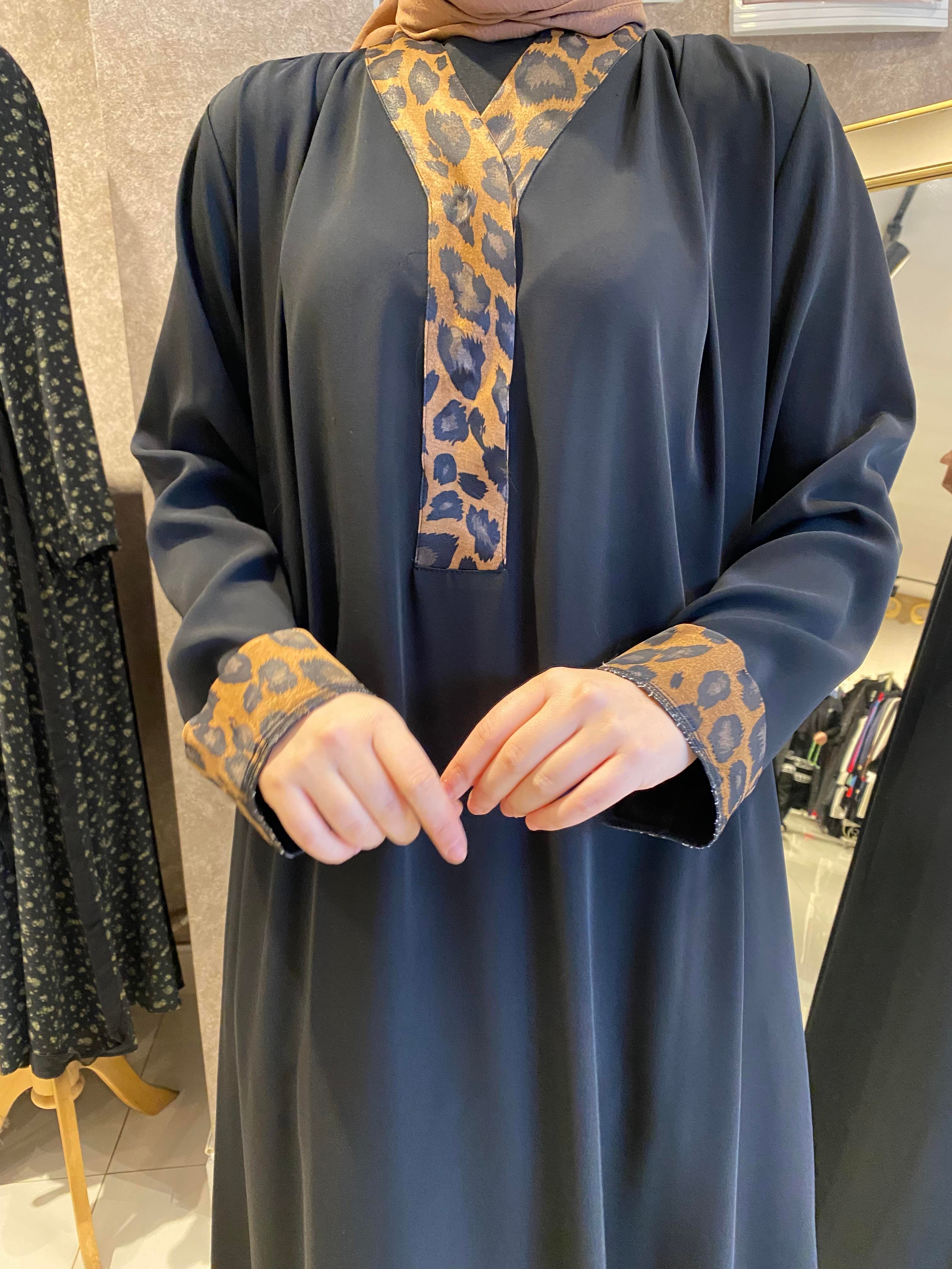 Almarwahblack leopar şeritli elbise 
