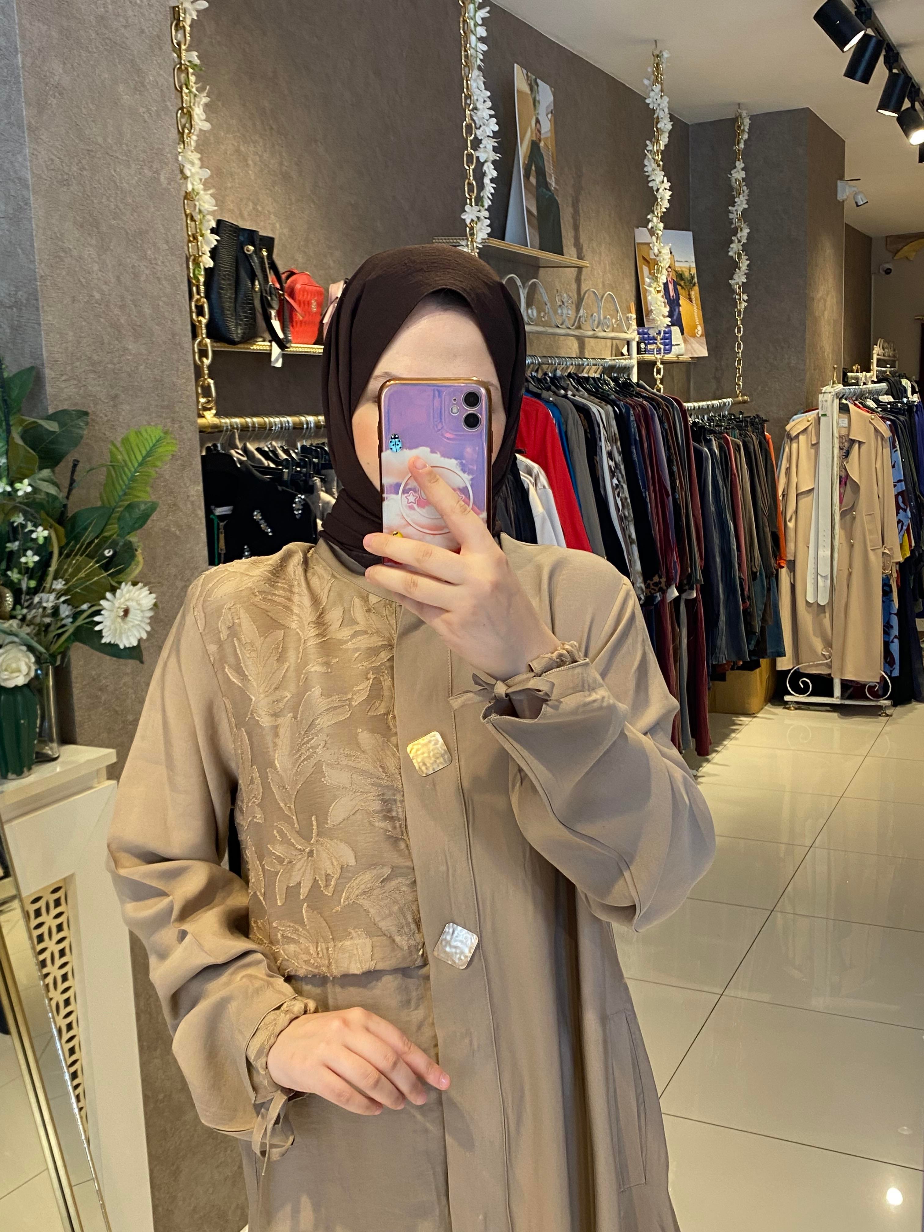 Lissmore keten kap bej 