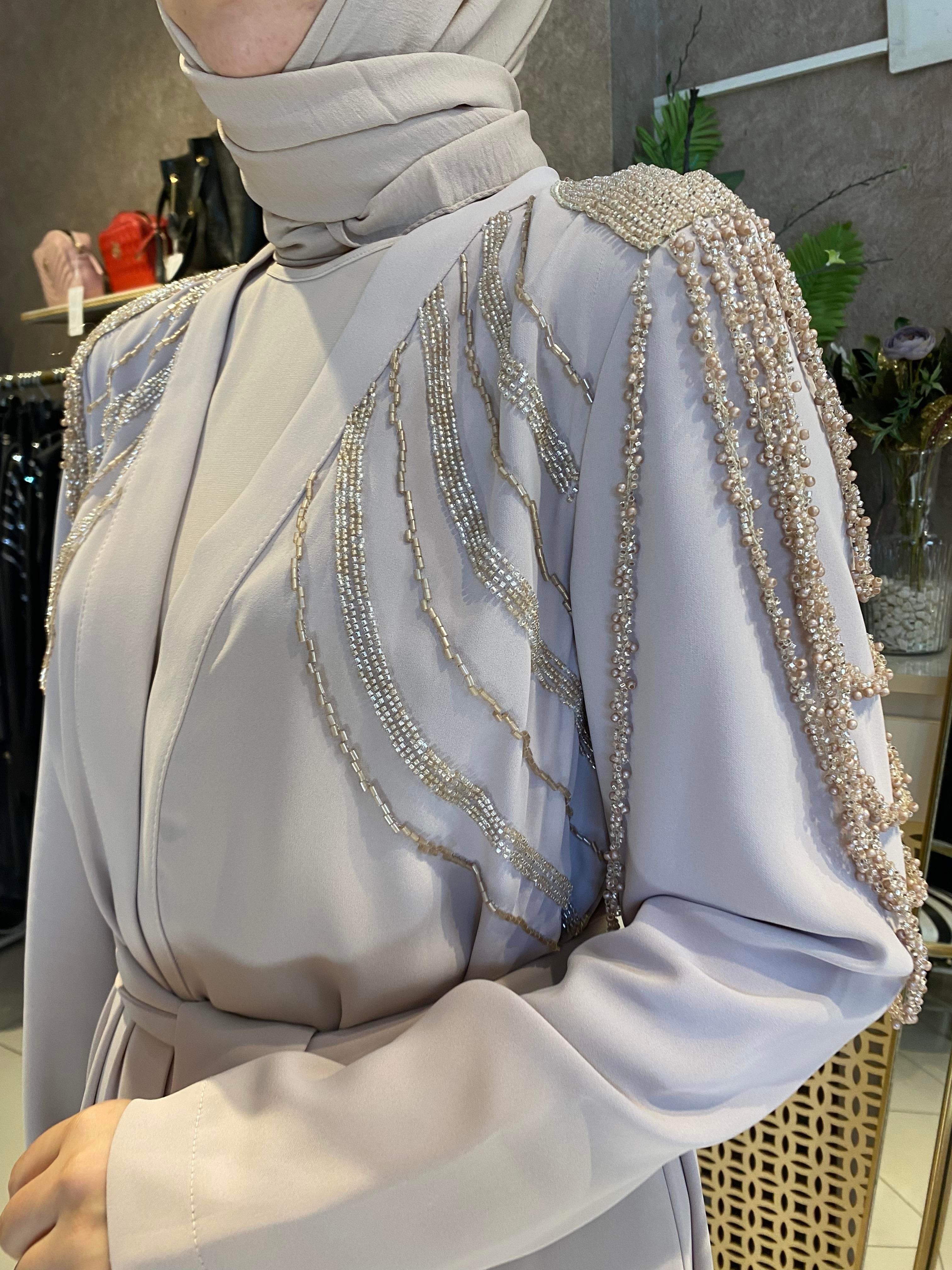 Taşlı abaya ikili takım bej