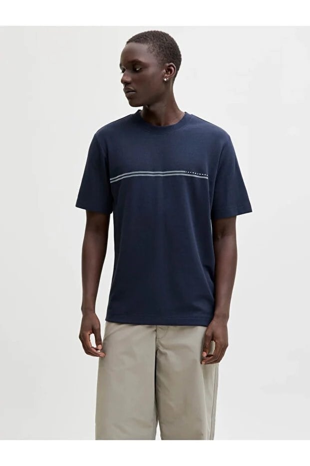 JACK & JONES JCOFUSION CHEST BRAND TEE SS CREW NOOS Outer Space 12289936-OU
